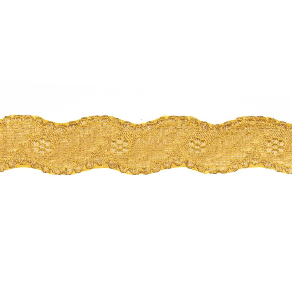 Gallone e Pedino Colonna: pizzo giallo con bordo smerlato e motivi floreali, ispirati a disegni tradizionali, su sfondo bianco.